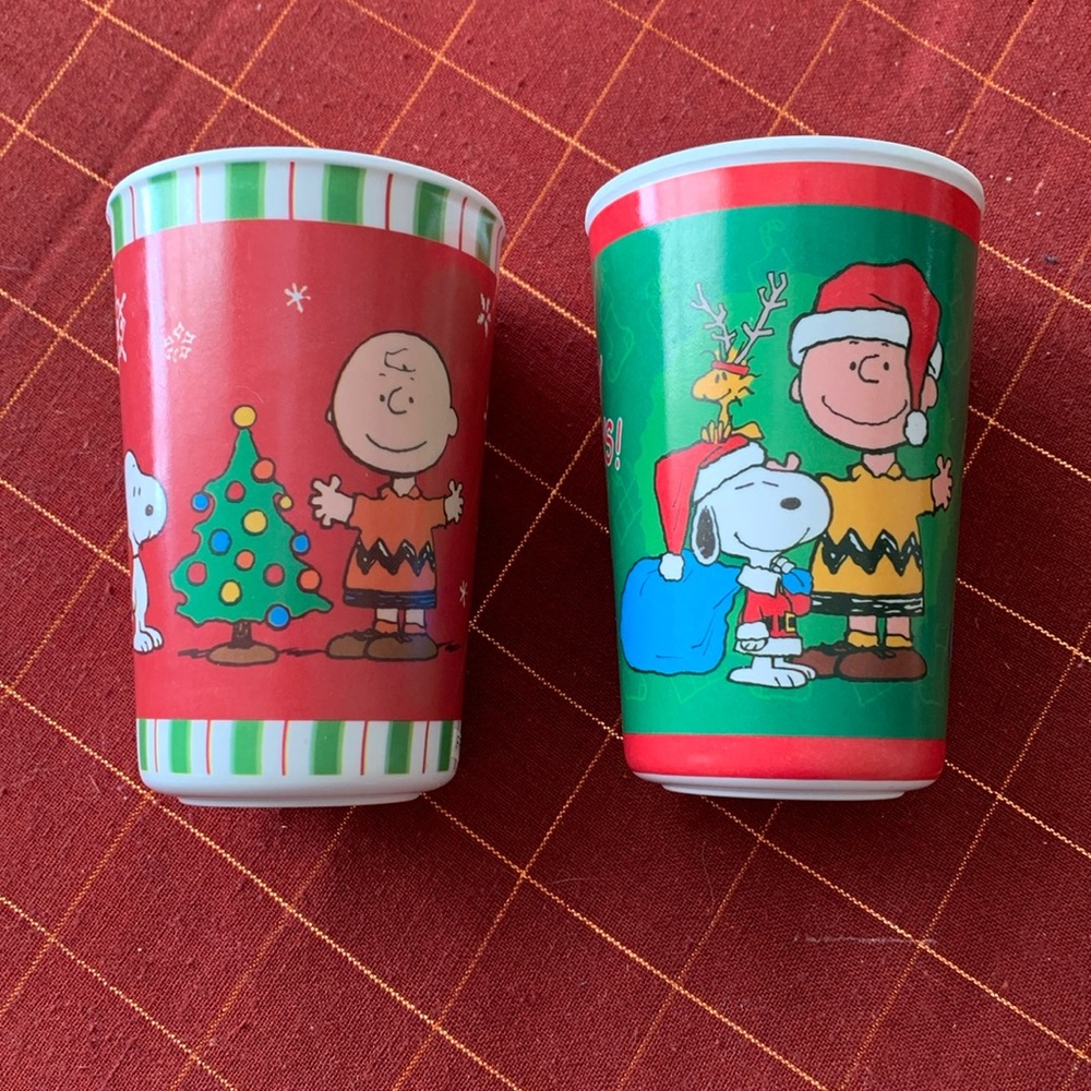 Gibson Overseas, Inc FFH-2009 discontinued holiday tumblers, 8 oz. Set of 2